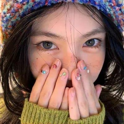 浴血记者封面